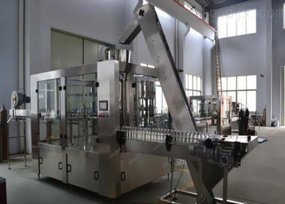 China Beverage Semi Automatic Bottle Filling And Capping Machine High Stability  supplier